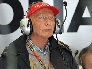 W300